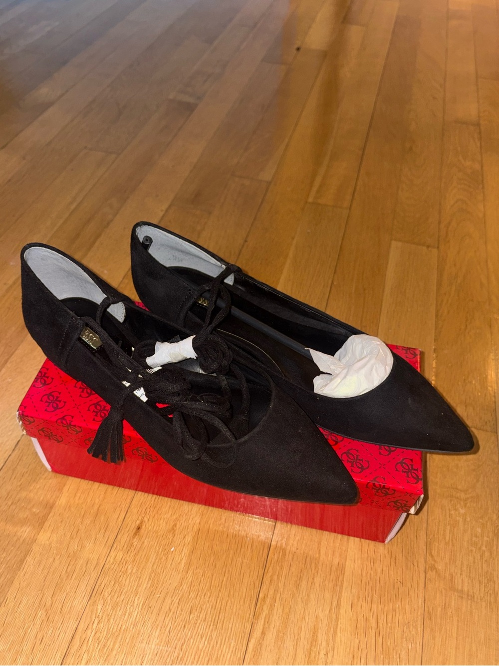 Guess Women's Pointed Lace-Up Flats in Black